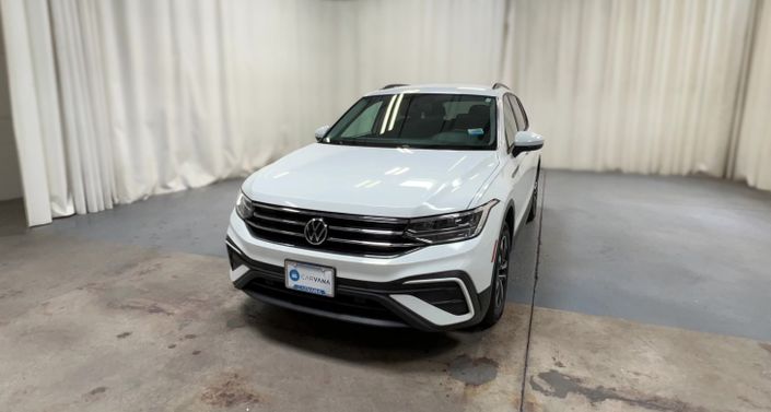 Thumbnail: 2022 Volkswagen Tiguan - 1