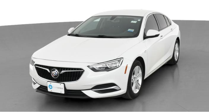 2020 Buick Regal Preferred Hero Image