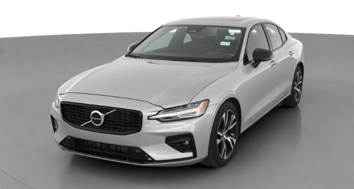 2025 Volvo S60 B5 Core Hero Image