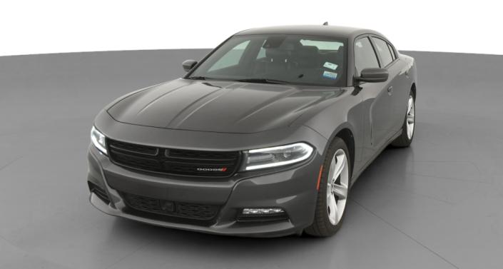 2018 Dodge Charger SXT Hero Image