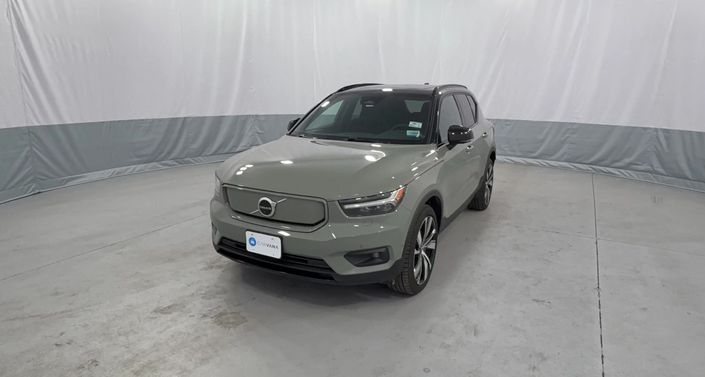 2022 Volvo XC40 Recharge Ultimate Hero Image