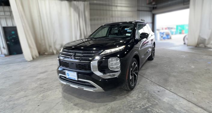 2022 Mitsubishi Outlander SEL Hero Image