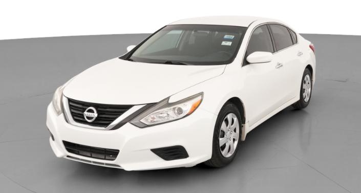 2017 Nissan Altima S Hero Image