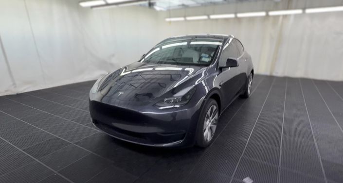 2024 Tesla Model Y Long Range Hero Image