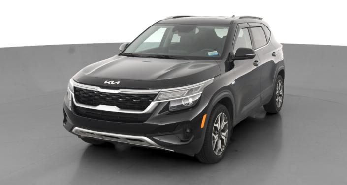 2022 Kia Seltos EX Hero Image