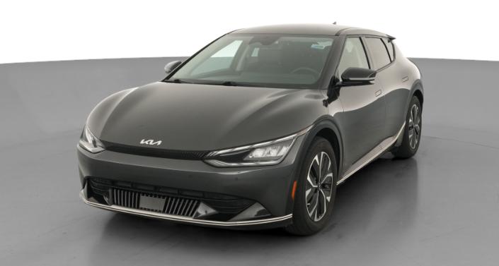 Thumbnail: 2022 Kia EV6 - 1