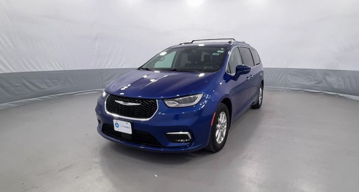 2021 Chrysler Pacifica Touring L Hero Image