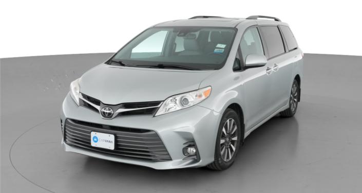 2019 Toyota Sienna XLE Hero Image