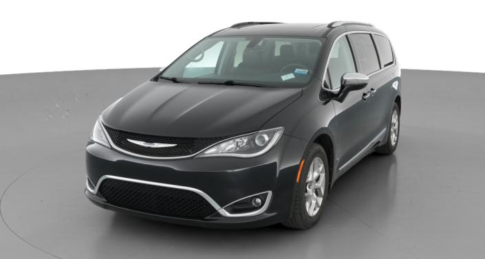 2019 Chrysler Pacifica Limited -
                  Lorain, OH