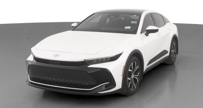 2023 Toyota Crown Limited Hero Image