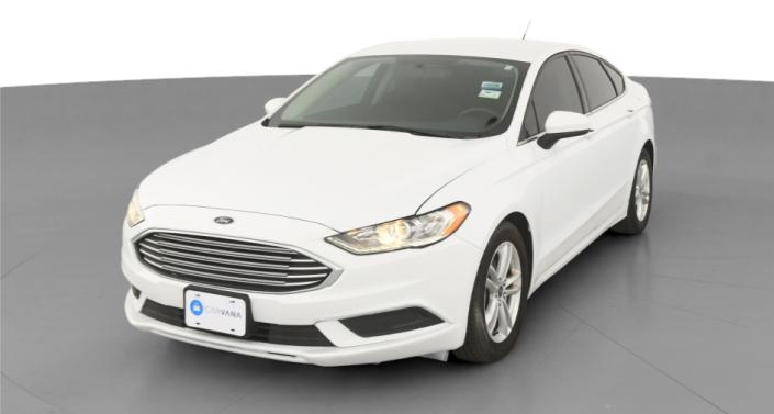 2018 Ford Fusion SE Hero Image