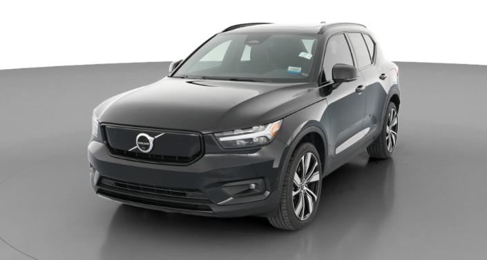 Thumbnail: 2022 Volvo XC40 - 1