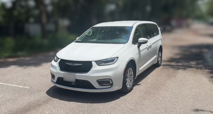 2023 Chrysler Pacifica Touring L -
                  Haines City, FL