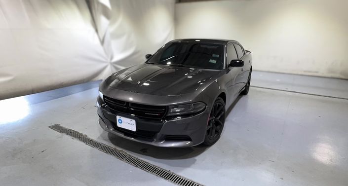 2020 Dodge Charger SXT Hero Image