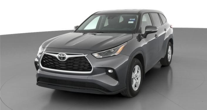 2023 Toyota Highlander LE Hero Image