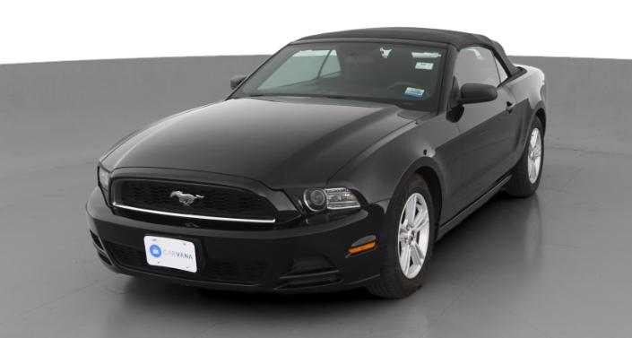 2014 Ford Mustang V6 Hero Image