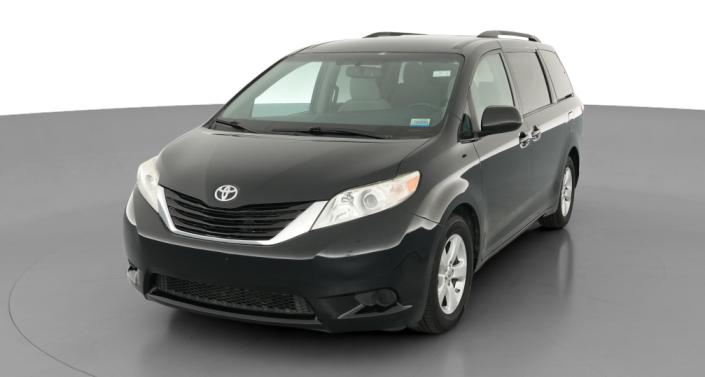 Thumbnail: 2017 Toyota Sienna - 1