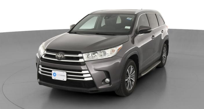 2019 Toyota Highlander XLE Hero Image