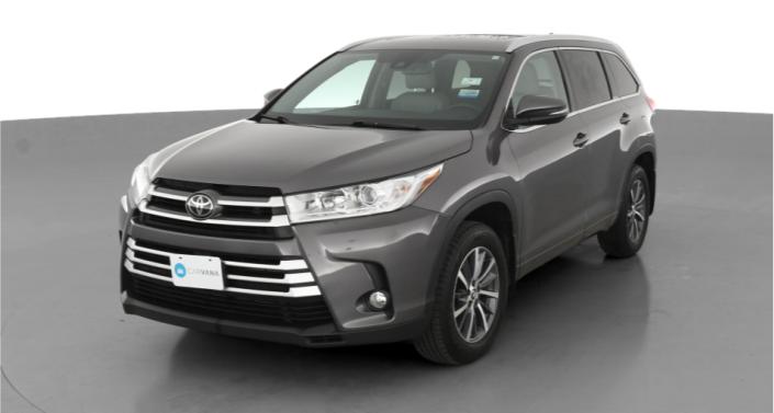 2017 Toyota Highlander XLE Hero Image