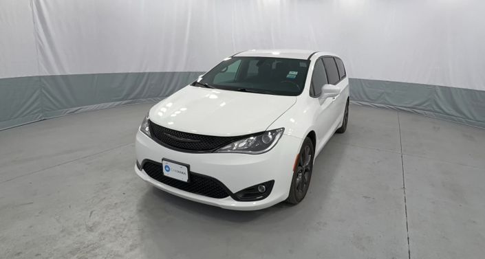 2019 Chrysler Pacifica Touring Plus -
                  Kansas City, MO