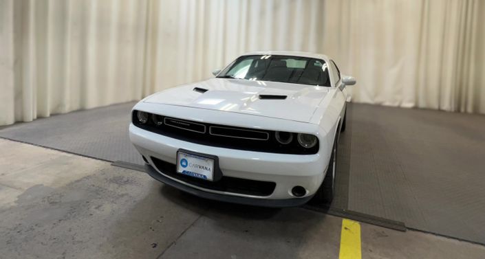 2019 Dodge Challenger SXT Hero Image