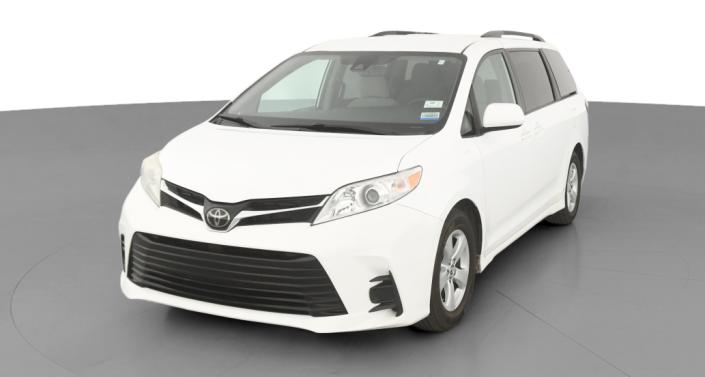 Thumbnail: 2019 Toyota Sienna - 1