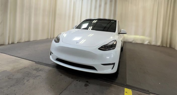 2024 Tesla Model Y Long Range Hero Image