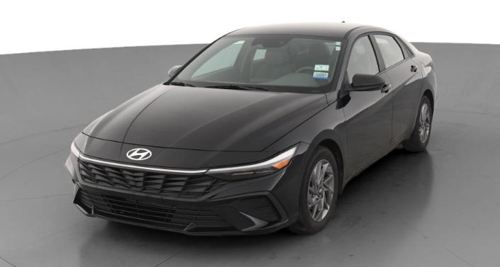 2024 Hyundai Elantra SEL Hero Image