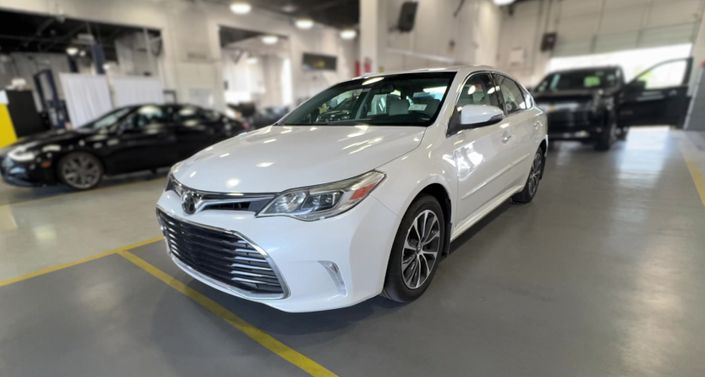 2018 Toyota Avalon XLE Hero Image