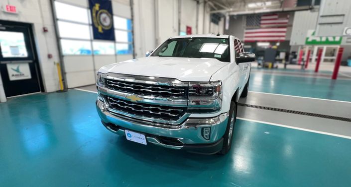 Thumbnail: 2018 Chevrolet Silverado 1500 - 1