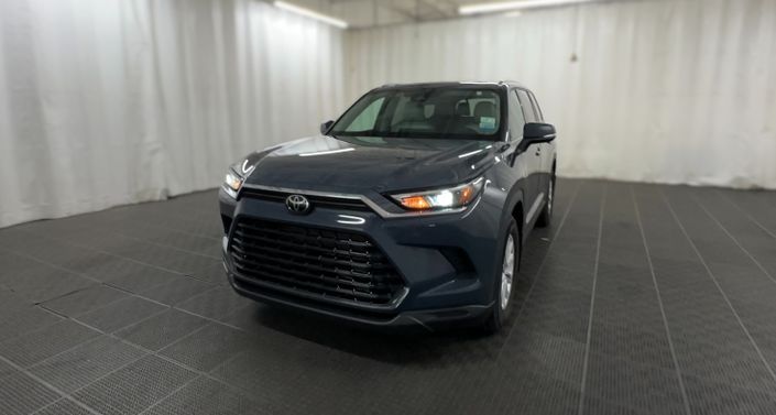2024 Toyota Grand Highlander XLE Hero Image