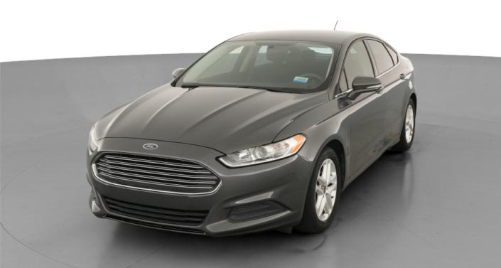 2016 Ford Fusion SE Hero Image