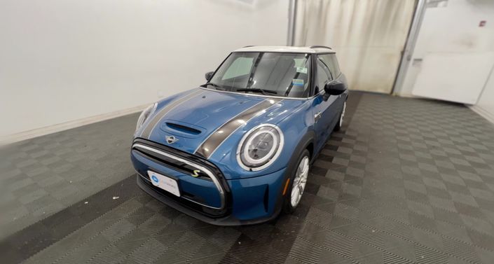 2023 MINI Cooper Hardtop SE Hero Image