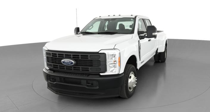 2023 Ford Econoline E-350 Hero Image