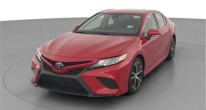 2020 Toyota Camry SE Hero Image
