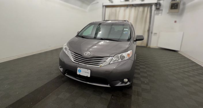2017 Toyota Sienna XLE -
                  Framingham, MA