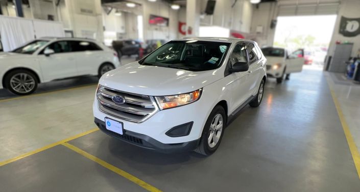 2017 Ford Edge SE Hero Image