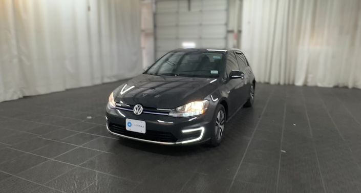 2019 Volkswagen e-Golf SE Hero Image