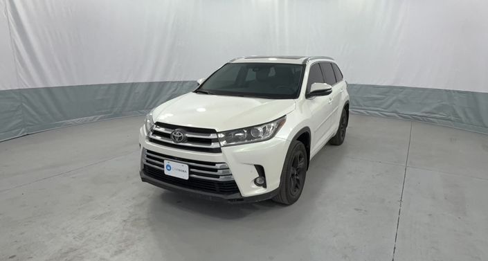 2019 Toyota Highlander Limited Platinum Hero Image
