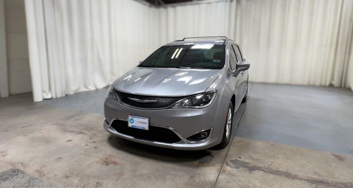 2018 Chrysler Pacifica Touring L Hero Image