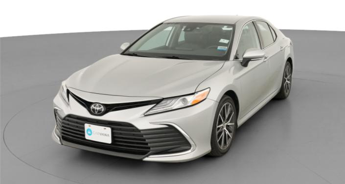 2021 Toyota Camry XLE Hero Image