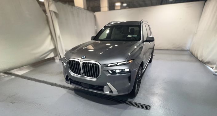 Thumbnail: 2024 BMW X7 - 1