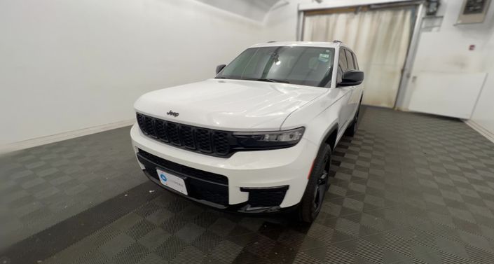 2022 Jeep Grand Cherokee L Limited Edition Hero Image