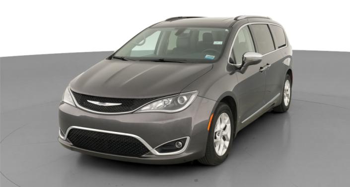 2020 Chrysler Pacifica Limited Hero Image