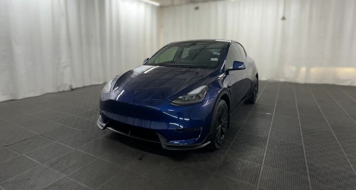 2024 Tesla Model Y Standard Range Hero Image