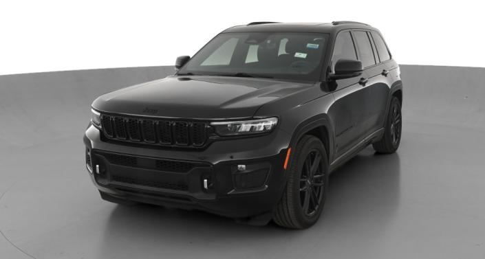 2022 Jeep Grand Cherokee Overland Hero Image