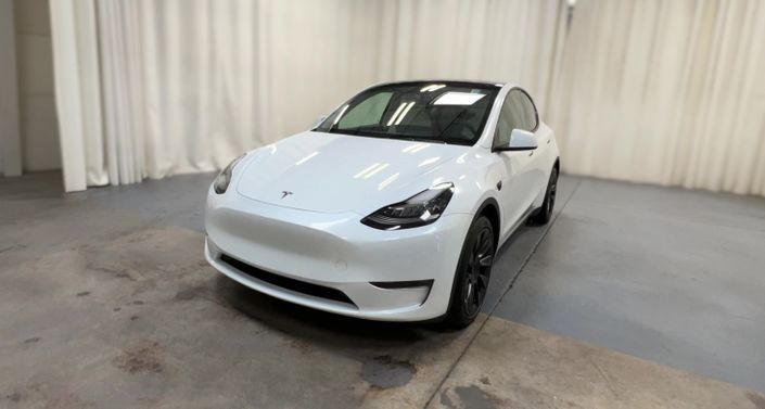 2022 Tesla Model Y Long Range Hero Image