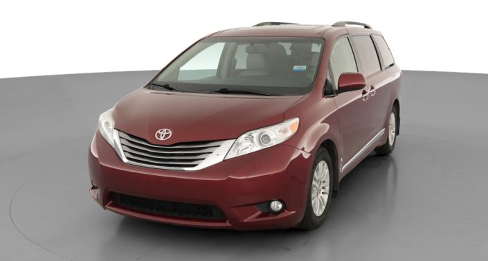 Thumbnail: 2015 Toyota Sienna - 1