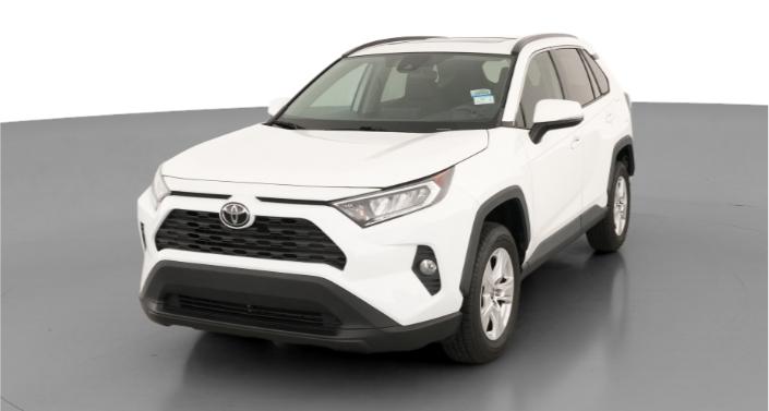 2021 Toyota RAV4 XLE Hero Image