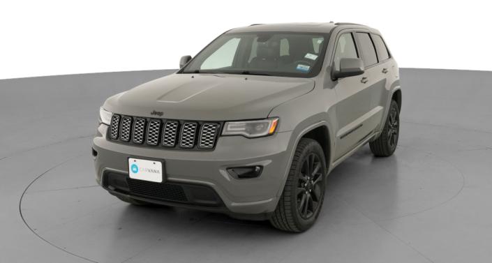 2022 Jeep Grand Cherokee Laredo Hero Image